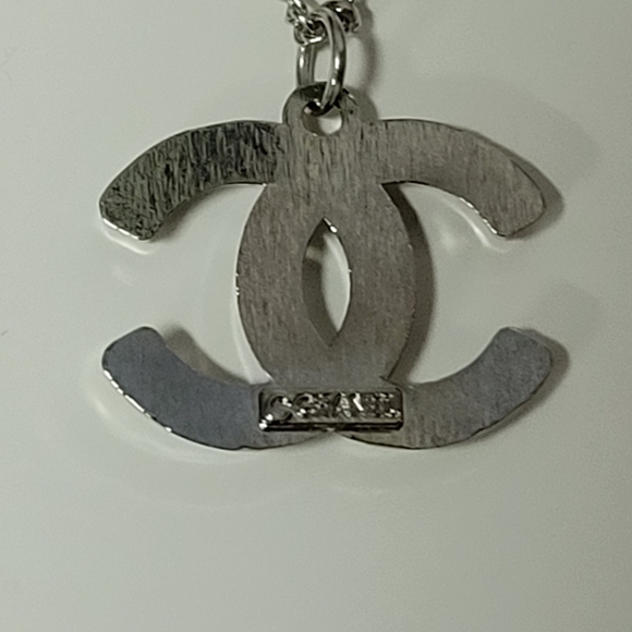 Silver Layered Chain, Crystal/pearl CC zipper Pull Necklace - Picture 3 of 3